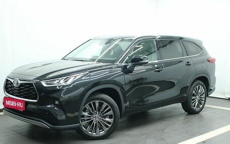 Toyota Highlander, 2025 год, 6 495 000 рублей, 2 фотография