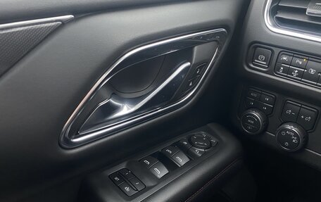 Chevrolet Tahoe IV, 2022 год, 10 300 000 рублей, 11 фотография