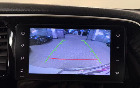 Mitsubishi Outlander III рестайлинг 3, 2020 год, 2 300 000 рублей, 16 фотография