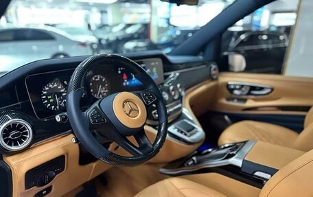 Mercedes-Benz Vito, 2024 год, 5 920 000 рублей, 8 фотография