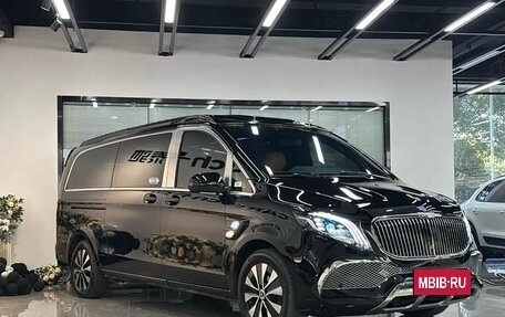 Mercedes-Benz Vito, 2024 год, 5 920 000 рублей, 3 фотография