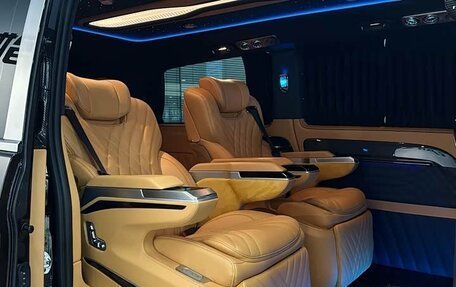 Mercedes-Benz Vito, 2024 год, 5 920 000 рублей, 12 фотография