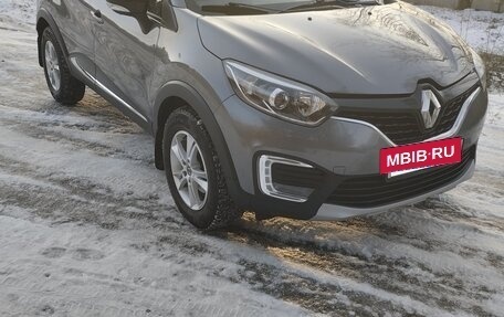 Renault Kaptur I рестайлинг, 2019 год, 1 625 000 рублей, 8 фотография