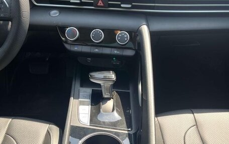 Hyundai Elantra, 2023 год, 1 470 006 рублей, 11 фотография