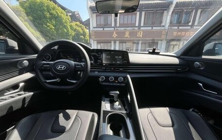 Hyundai Elantra, 2023 год, 1 470 006 рублей, 8 фотография