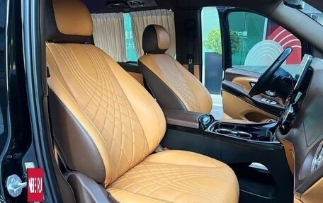 Mercedes-Benz Vito, 2023 год, 5 980 000 рублей, 10 фотография