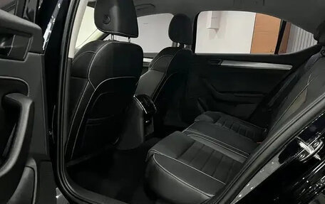 Skoda Superb III рестайлинг, 2024 год, 2 800 000 рублей, 14 фотография