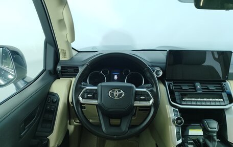 Toyota Land Cruiser, 2022 год, 8 750 000 рублей, 13 фотография