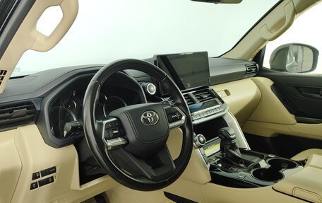 Toyota Land Cruiser, 2022 год, 8 750 000 рублей, 21 фотография