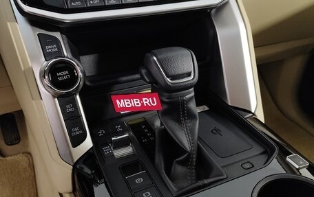 Toyota Land Cruiser, 2022 год, 8 750 000 рублей, 27 фотография