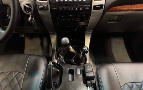 Toyota Land Cruiser Prado 120 рестайлинг, 2007 год, 1 630 000 рублей, 13 фотография