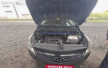 Hyundai Solaris II рестайлинг, 2015 год, 485 000 рублей, 16 фотография