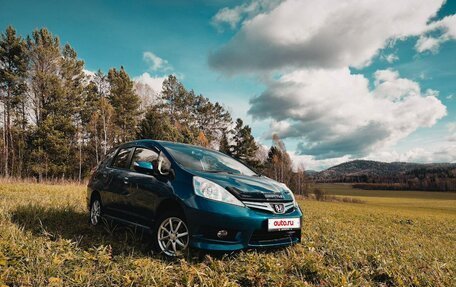Honda Fit Shuttle I рестайлинг, 2012 год, 1 150 000 рублей, 2 фотография
