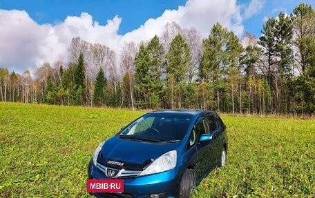 Honda Fit Shuttle I рестайлинг, 2012 год, 1 150 000 рублей, 19 фотография