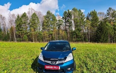 Honda Fit Shuttle I рестайлинг, 2012 год, 1 150 000 рублей, 20 фотография