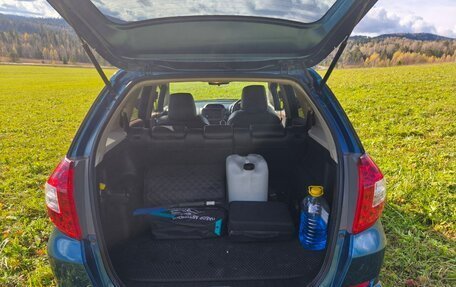 Honda Fit Shuttle I рестайлинг, 2012 год, 1 150 000 рублей, 23 фотография