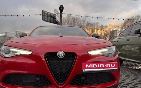 Alfa Romeo Giulia II, 2020 год, 2 300 000 рублей, 16 фотография
