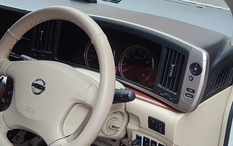 Nissan Elgrand III, 2005 год, 789 000 рублей, 11 фотография