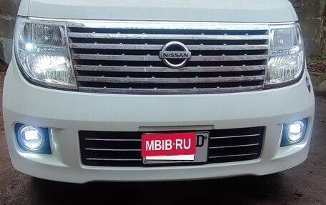 Nissan Elgrand III, 2005 год, 789 000 рублей, 23 фотография