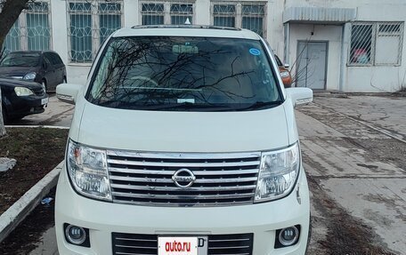 Nissan Elgrand III, 2005 год, 789 000 рублей, 30 фотография