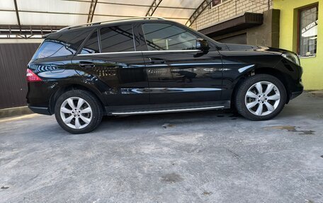 Mercedes-Benz M-Класс, 2013 год, 2 500 000 рублей, 10 фотография