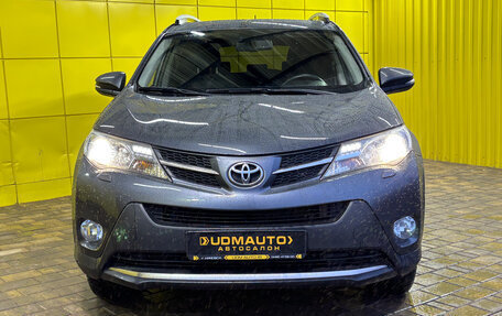Toyota RAV4, 2013 год, 1 799 000 рублей, 2 фотография
