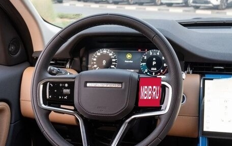 Land Rover Discovery Sport I рестайлинг, 2025 год, 7 390 000 рублей, 10 фотография