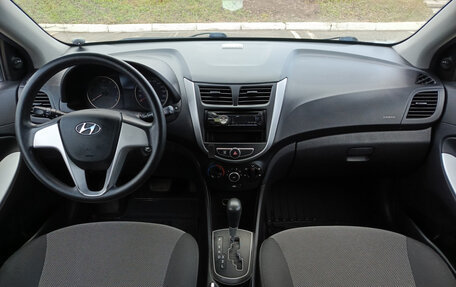 Hyundai Solaris II рестайлинг, 2012 год, 920 000 рублей, 17 фотография