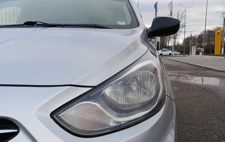 Hyundai Solaris II рестайлинг, 2012 год, 920 000 рублей, 21 фотография