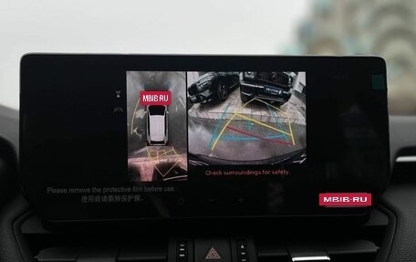 Toyota RAV4, 2025 год, 4 190 000 рублей, 27 фотография