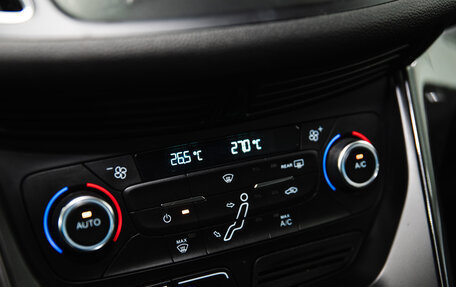 Ford C-MAX II, 2017 год, 1 100 000 рублей, 13 фотография