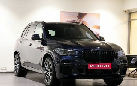 BMW X5, 2021 год, 8 100 000 рублей, 3 фотография