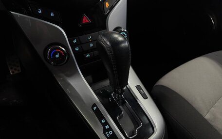 Chevrolet Cruze II, 2014 год, 930 000 рублей, 10 фотография