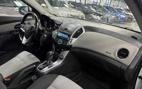 Chevrolet Cruze II, 2014 год, 930 000 рублей, 7 фотография