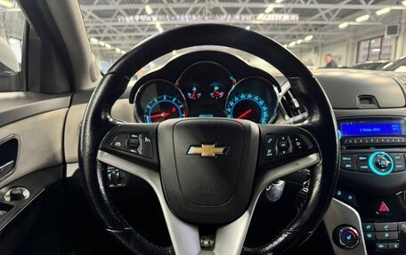 Chevrolet Cruze II, 2014 год, 930 000 рублей, 9 фотография
