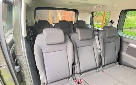 Peugeot Traveller I, 2020 год, 2 900 000 рублей, 8 фотография