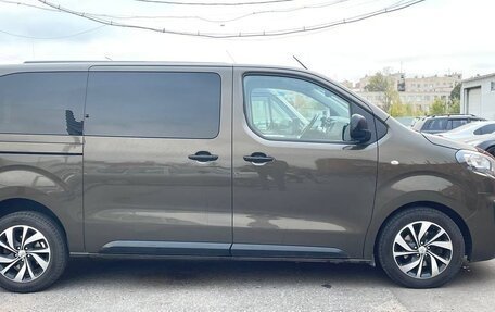 Peugeot Traveller I, 2020 год, 2 900 000 рублей, 3 фотография