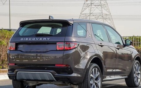 Land Rover Discovery Sport I рестайлинг, 2025 год, 7 990 000 рублей, 5 фотография