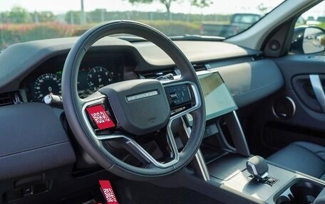 Land Rover Discovery Sport I рестайлинг, 2025 год, 7 990 000 рублей, 8 фотография