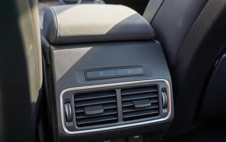 Land Rover Discovery Sport I рестайлинг, 2025 год, 7 990 000 рублей, 17 фотография