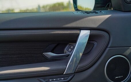 Land Rover Discovery Sport I рестайлинг, 2025 год, 7 990 000 рублей, 13 фотография