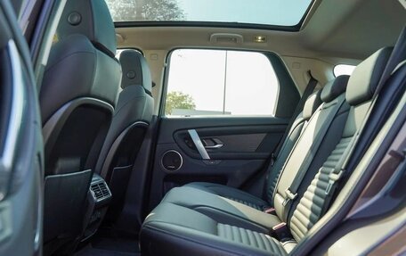 Land Rover Discovery Sport I рестайлинг, 2025 год, 7 990 000 рублей, 20 фотография