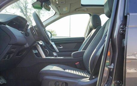 Land Rover Discovery Sport I рестайлинг, 2025 год, 7 990 000 рублей, 18 фотография