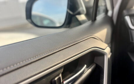 Toyota RAV4, 2020 год, 3 000 000 рублей, 19 фотография