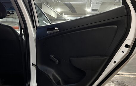 Hyundai Solaris II рестайлинг, 2015 год, 950 000 рублей, 20 фотография