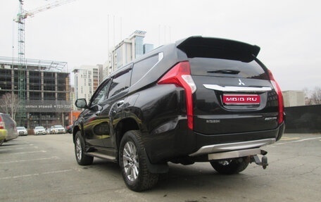 Mitsubishi Pajero Sport III рестайлинг, 2017 год, 3 200 000 рублей, 1 фотография