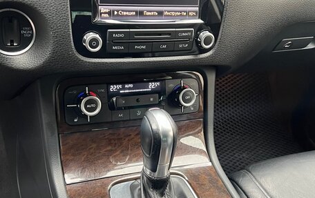 Volkswagen Touareg III, 2014 год, 2 350 000 рублей, 19 фотография