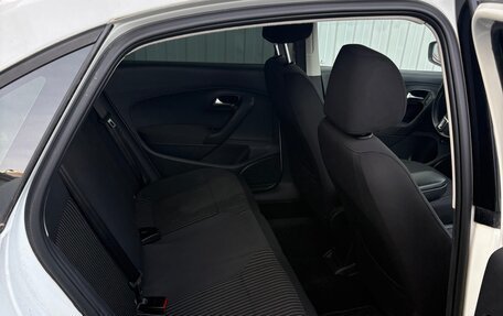 Volkswagen Polo VI (EU Market), 2015 год, 600 000 рублей, 4 фотография