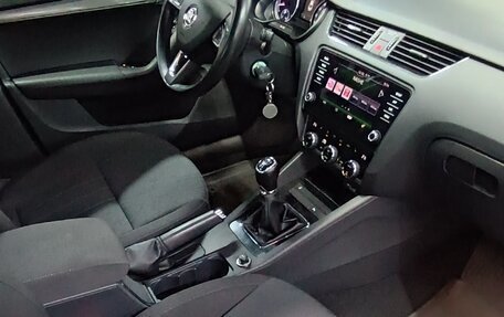 Skoda Octavia, 2018 год, 1 490 000 рублей, 19 фотография