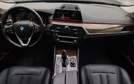 BMW 5 серия, 2019 год, 2 395 000 рублей, 7 фотография